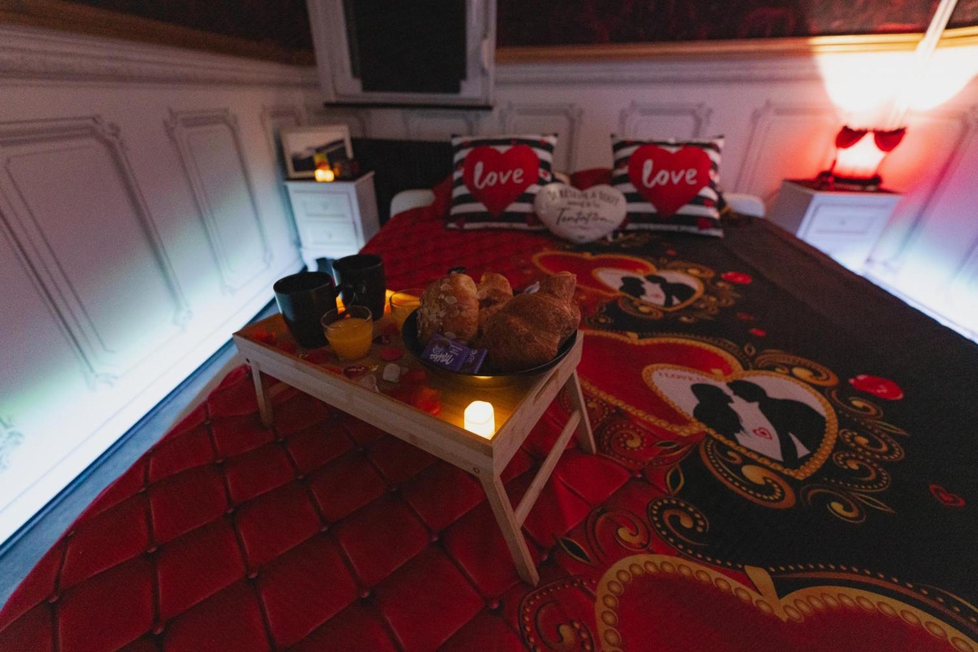 Bulle d’Amour , une nuit en amoureux Thann Extérieur photo